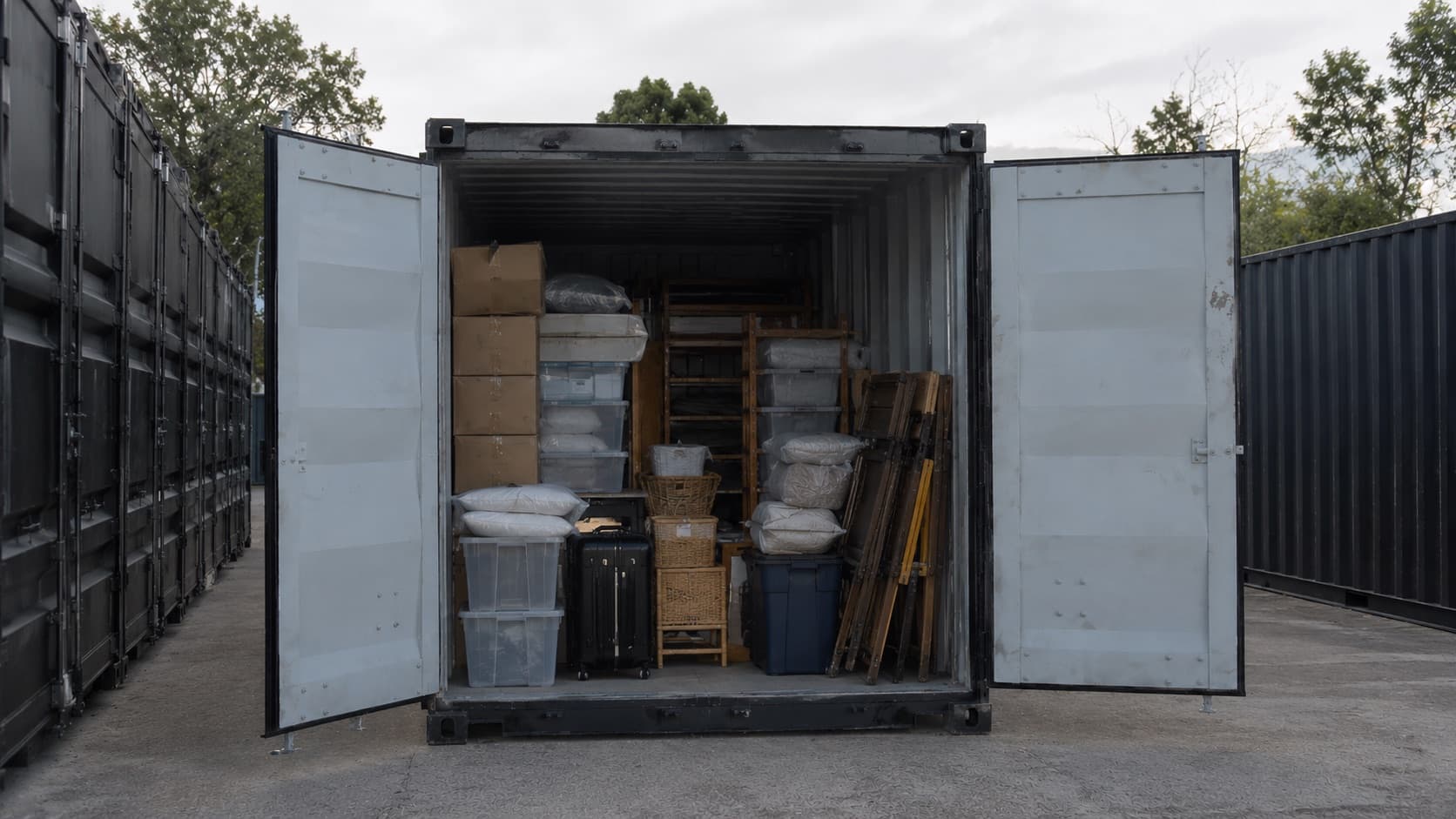 Box de stockage organisé pour une activité professionnelle